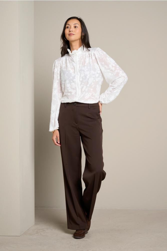 LolaLiza witte dames blouse | Model