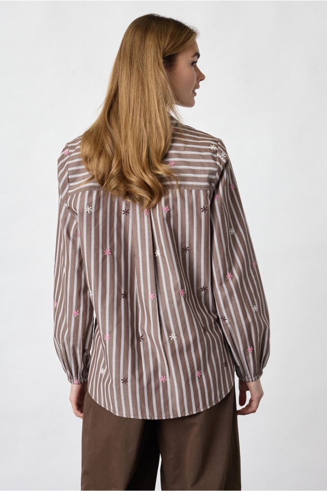 SisterS point bruine dames blouse | Model achteraanzicht