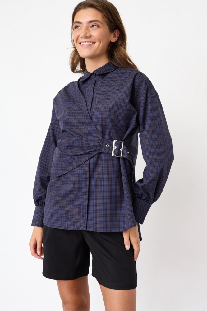SisterS point blauwe dames blouse | Model vooraanzicht