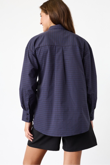 SisterS point blauwe dames blouse | Model achteraanzicht