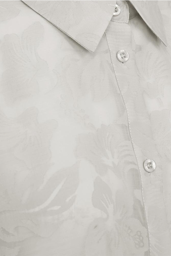 Freequent ecru dames blouse | Close up