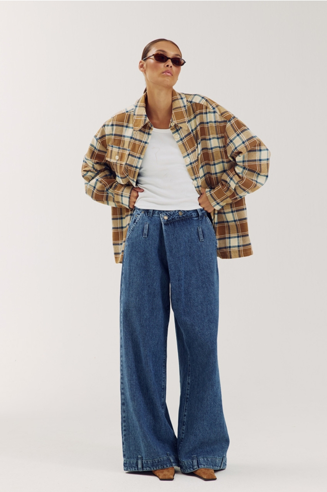 Harper & Yve camel dames blouse | Model