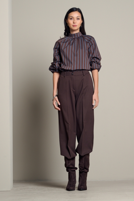 LolaLiza bruine dames blouse | Model