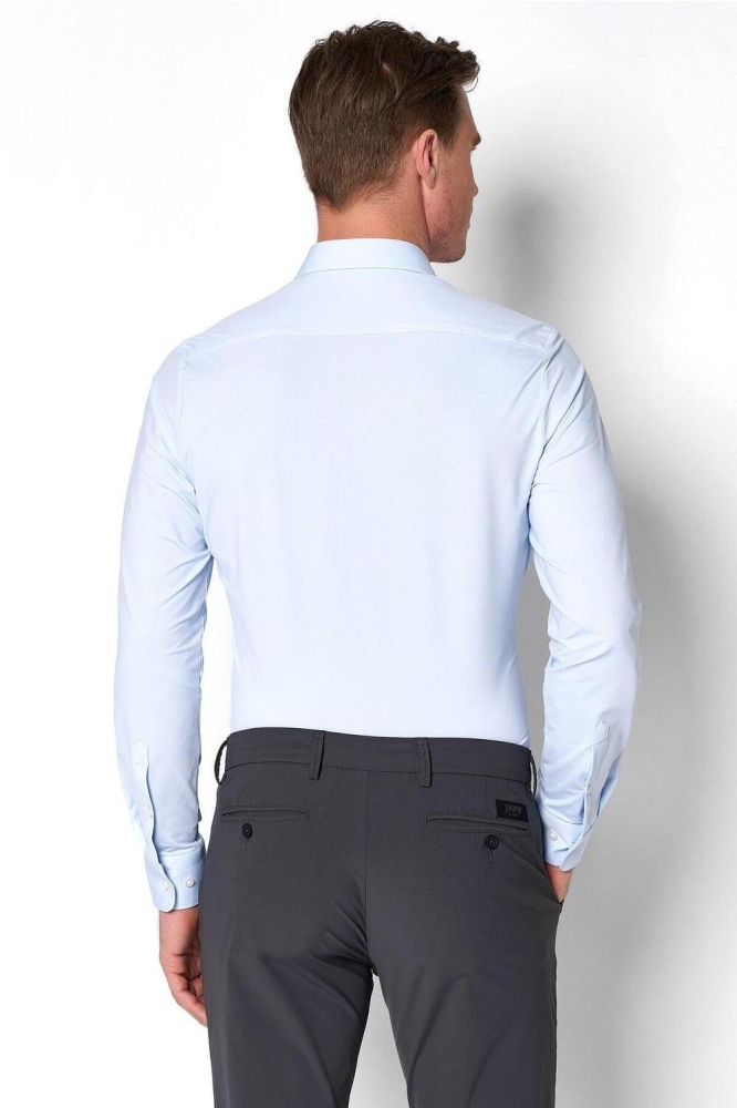 Pure H. Tico blauwe heren overhemd | Model achteraanzicht