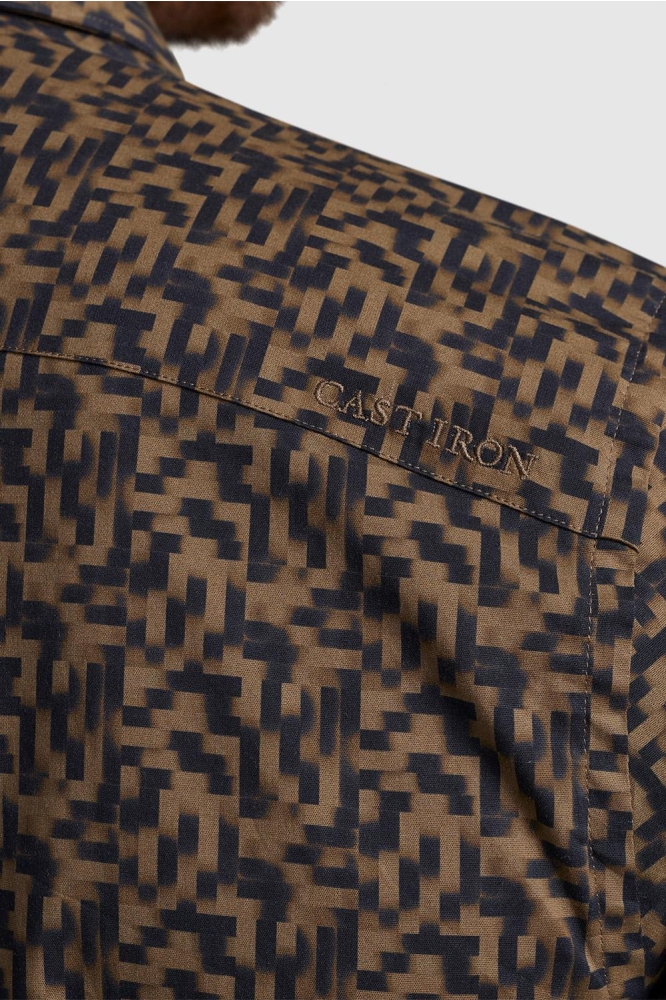 Cast Iron bruine heren overhemd | Close up