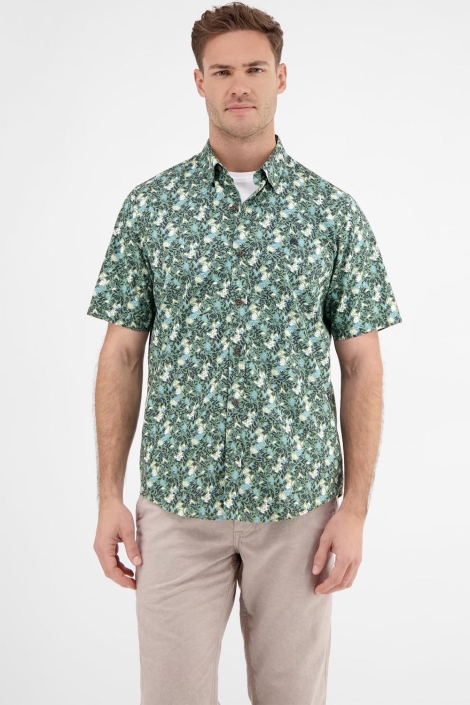 Lerros groene heren overhemd | Model vooraanzicht