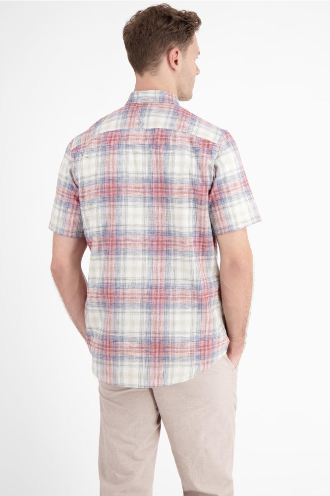 Lerros rode heren overhemd | Model achteraanzicht