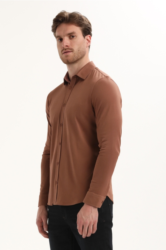 Gabbiano camel heren overhemd | Model zijaanzicht