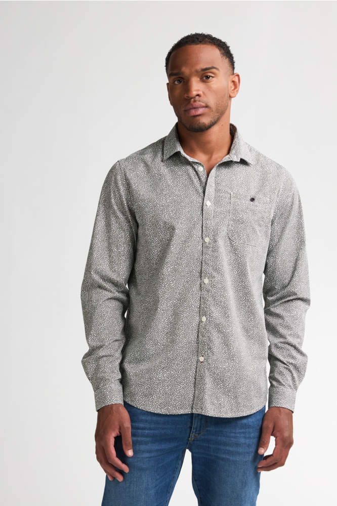 Petrol Industries groene heren overhemd | Model vooraanzicht