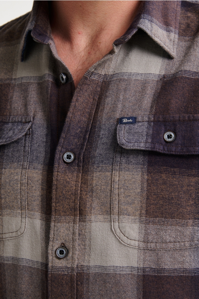 Petrol Industries bruine heren overhemd | Close up