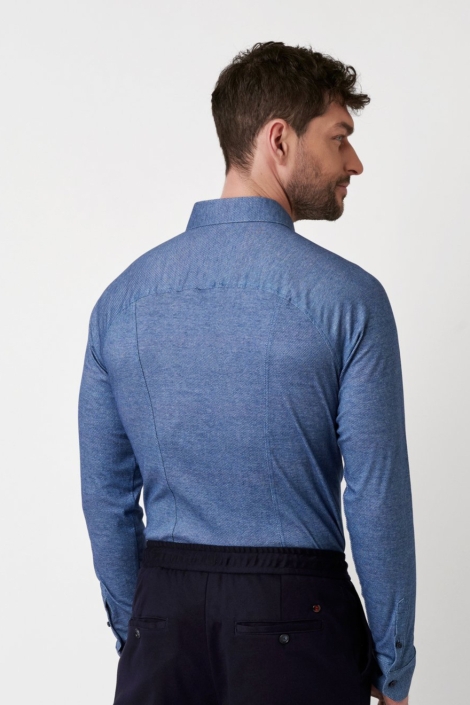 Desoto blauwe heren overhemd | Model achteraanzicht