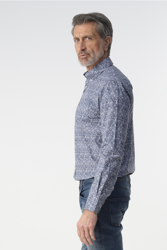 Campbell blauwe heren overhemd | Model zijaanzicht