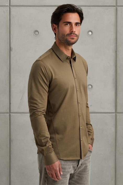 Cast Iron groene heren overhemd | Model zijaanzicht