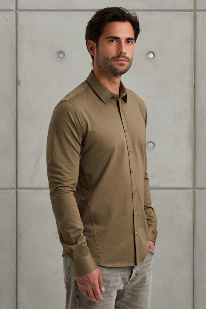 Cast Iron groene heren overhemd | Model zijaanzicht