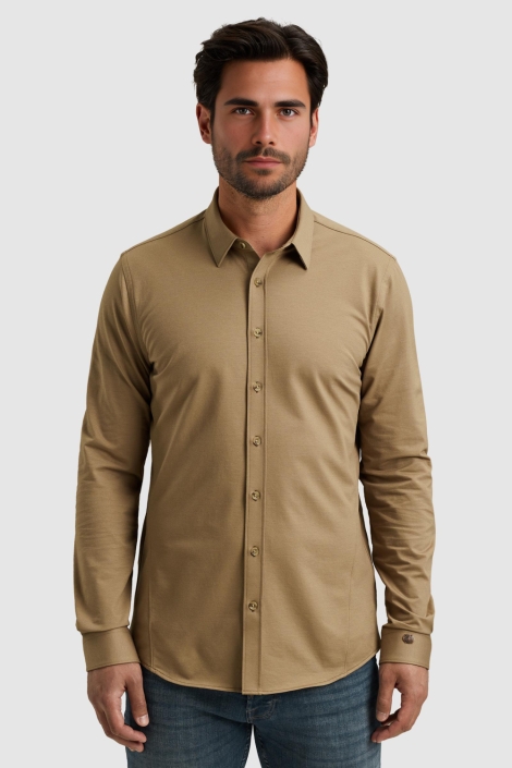 Cast Iron beige heren overhemd | Model vooraanzicht