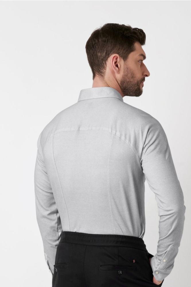 Desoto beige heren overhemd | Model achteraanzicht