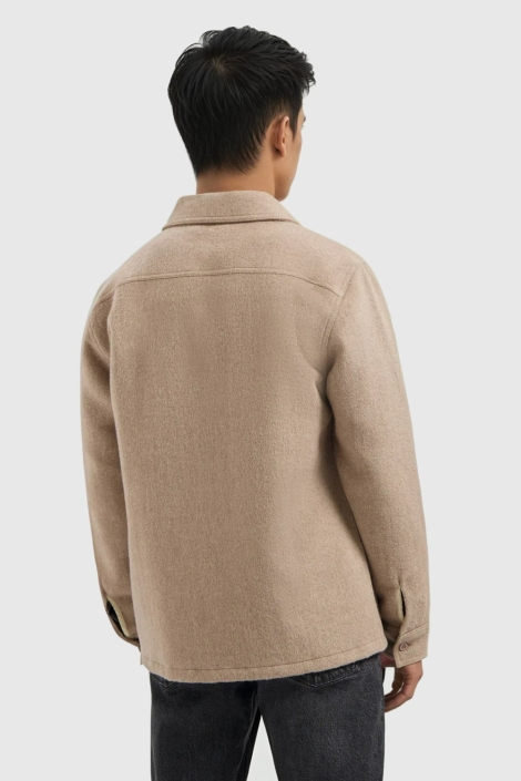 Pure Path taupe heren overhemd | Model achteraanzicht