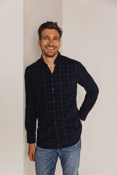 State of Art blauwe heren overhemd | Model vooraanzicht