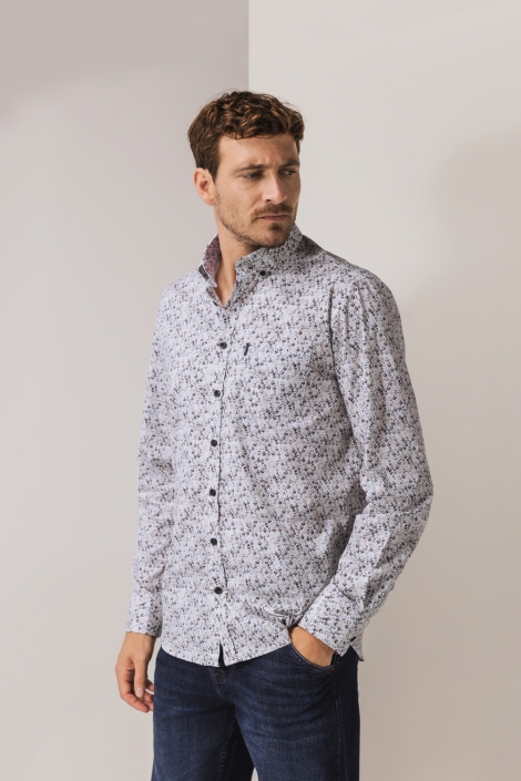 State of Art beige heren overhemd | Model vooraanzicht