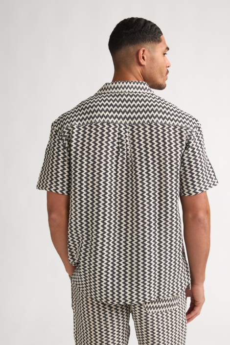 Petrol Industries beige heren overhemd | Model achteraanzicht