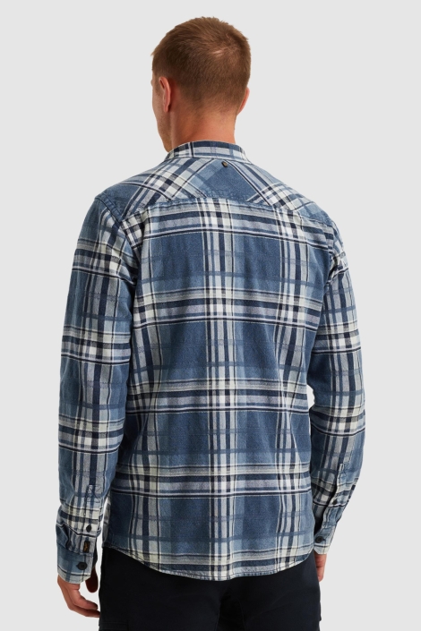 PME legend blauwe heren overhemd | Model achteraanzicht