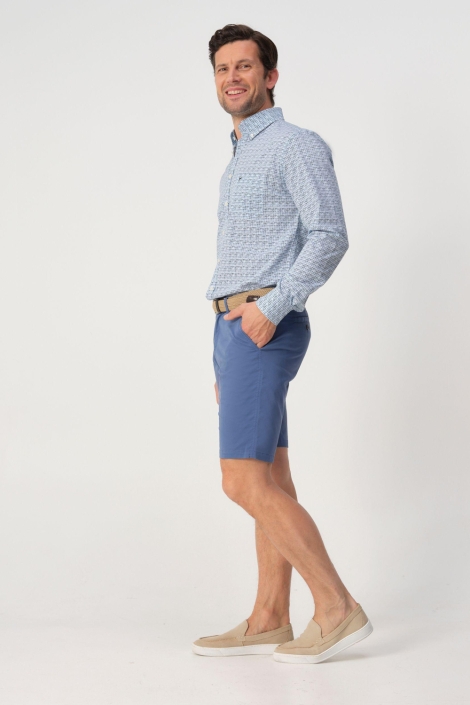 Campbell blauwe heren overhemd | Model zijaanzicht