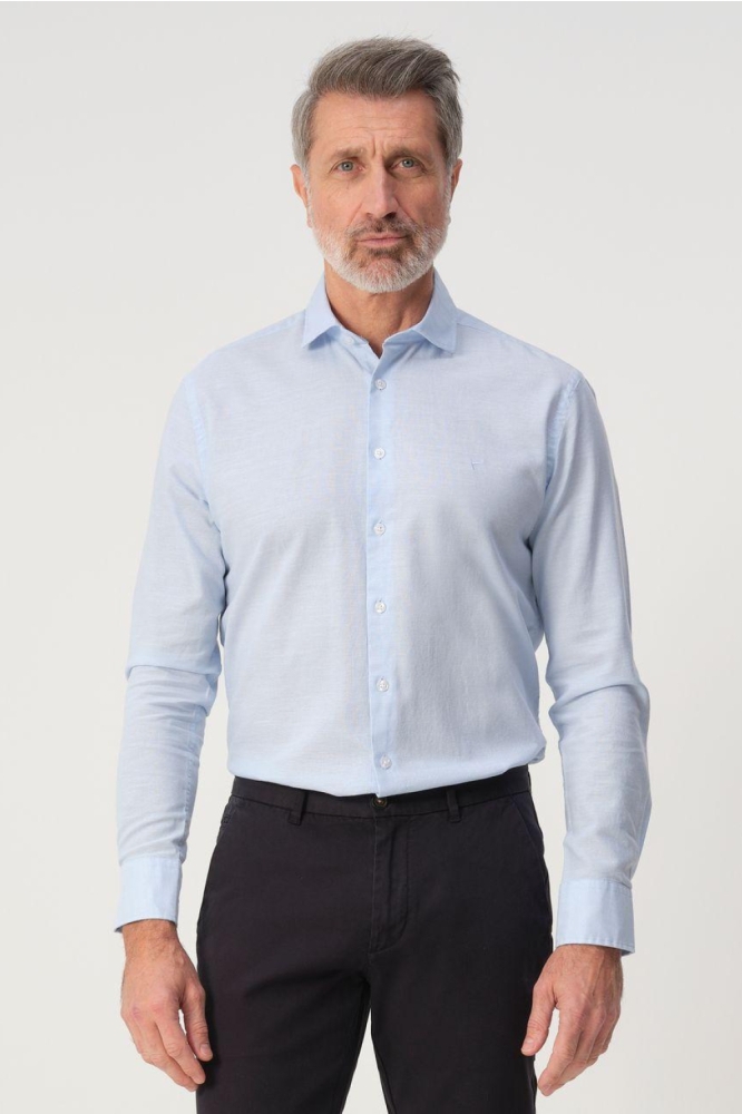 Campbell blauwe heren overhemd | Model vooraanzicht