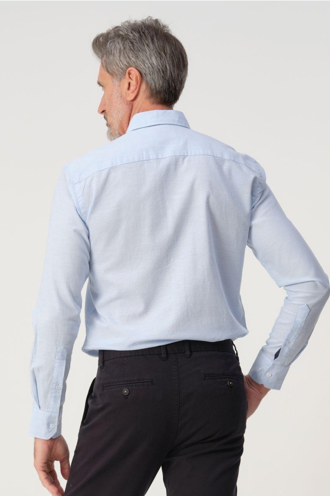 Campbell blauwe heren overhemd | Model achteraanzicht