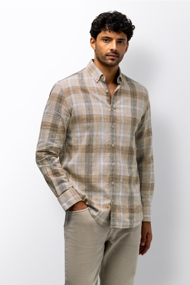 State of Art beige heren overhemd | Model vooraanzicht