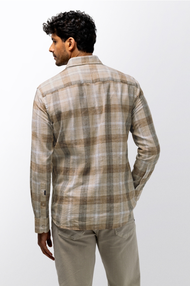 State of Art beige heren overhemd | Model achteraanzicht