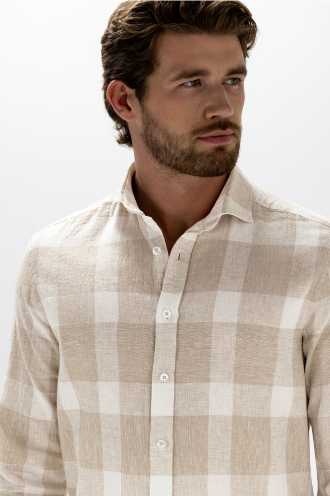 State of Art taupe heren overhemd | Model vooraanzicht