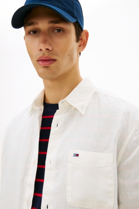 Tommy Jeans witte heren overhemd | Close up