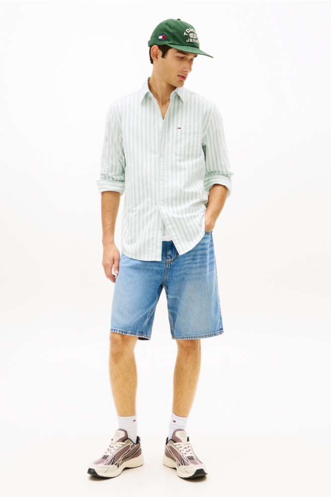 Tommy Jeans ecru heren overhemd | Model