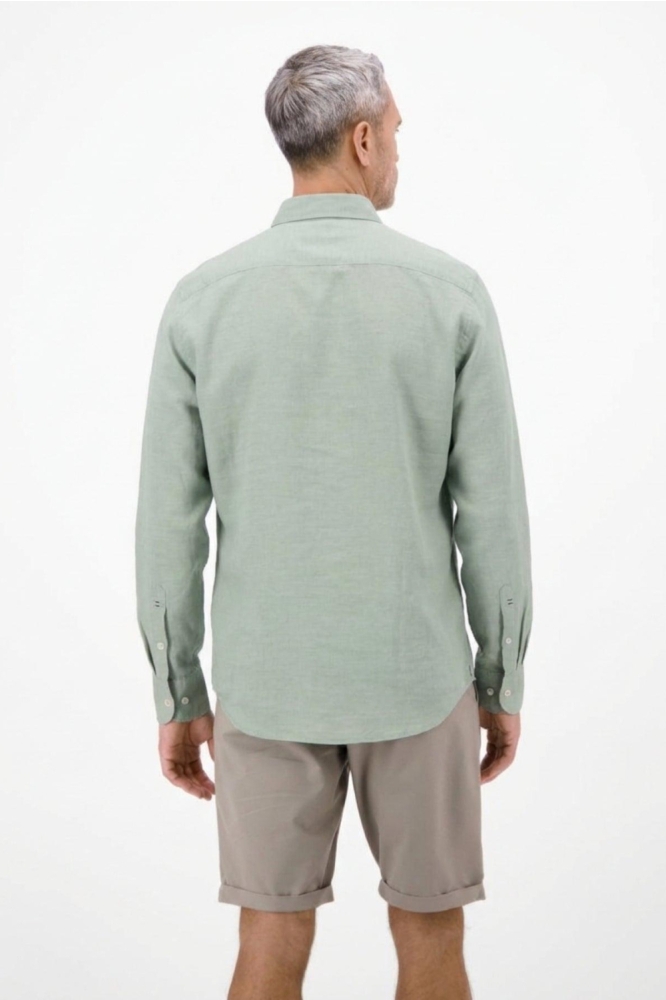 Lerros groene heren overhemd | Model achteraanzicht