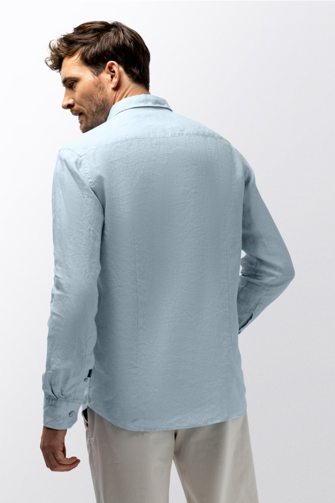 State of Art blauwe heren overhemd | Model achteraanzicht