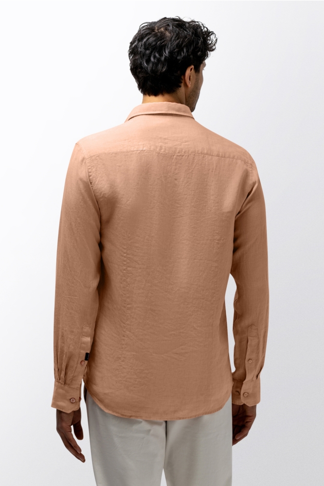 State of Art oranje heren overhemd | Model achteraanzicht