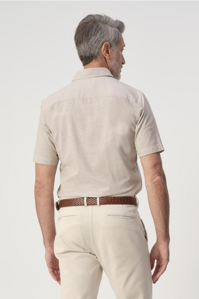 Campbell beige heren overhemd | Model achteraanzicht