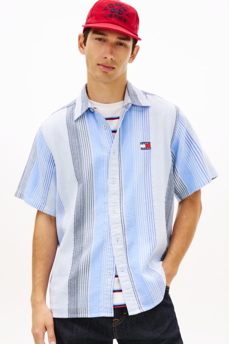 Tommy Jeans blauwe heren overhemd | Model vooraanzicht