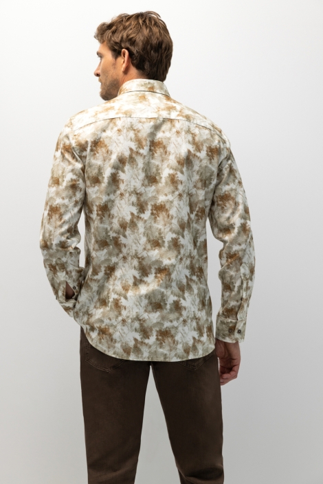 State of Art taupe heren overhemd | Model achteraanzicht