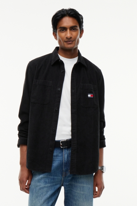 Tommy Jeans zwarte heren overhemd | Model vooraanzicht