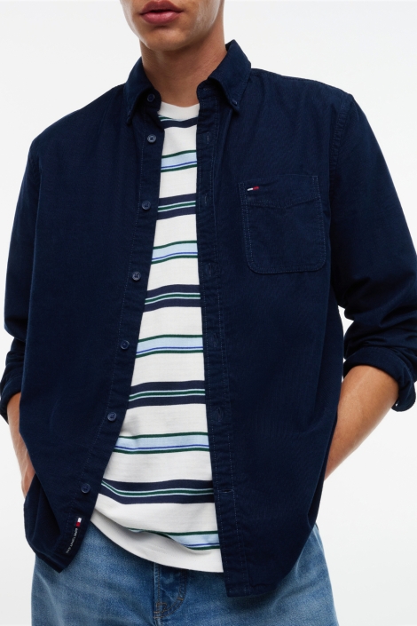 Tommy Jeans blauwe heren overhemd | Close up