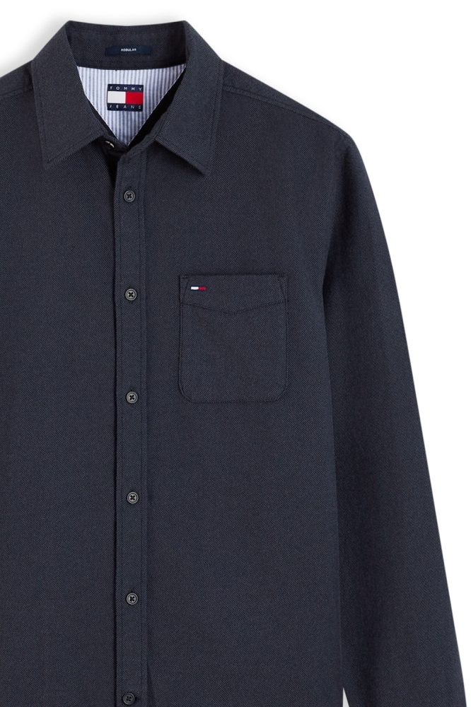 Tommy Jeans zwarte heren overhemd | Close up