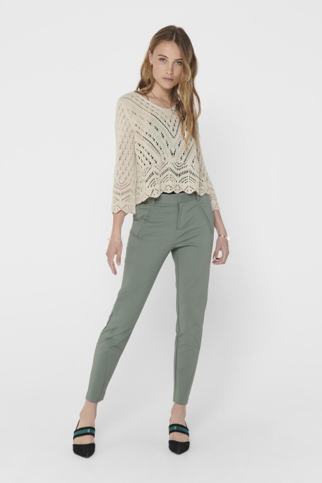 Jacqueline de Yong beige dames trui | Model