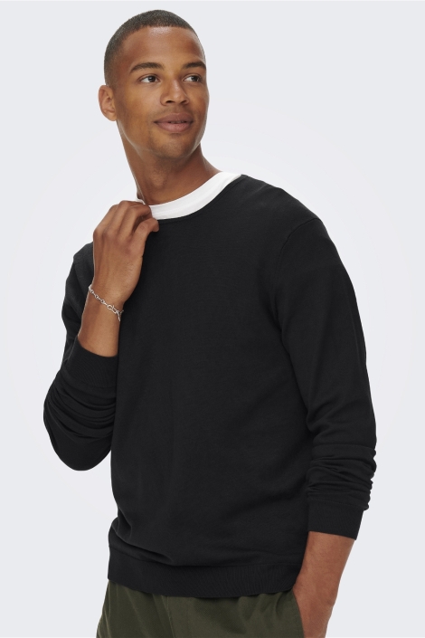 Only & Sons zwarte heren trui | Model vooraanzicht