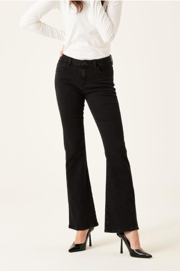 Garcia CELIA SUPERSLIM FIT 245 7850 DARK USED