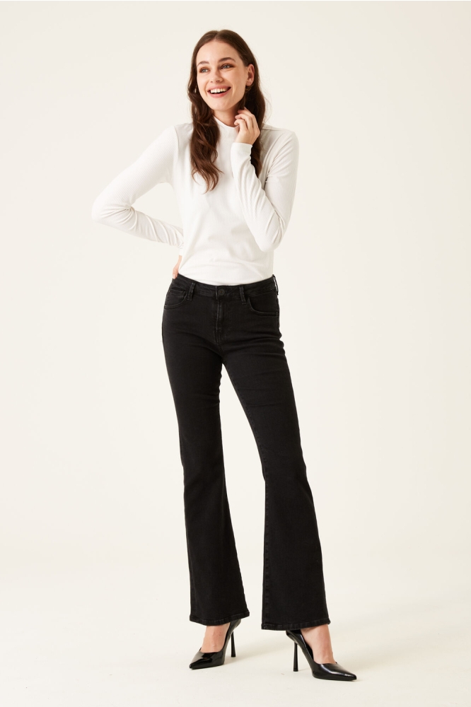 Garcia zwarte dames jeans | Model