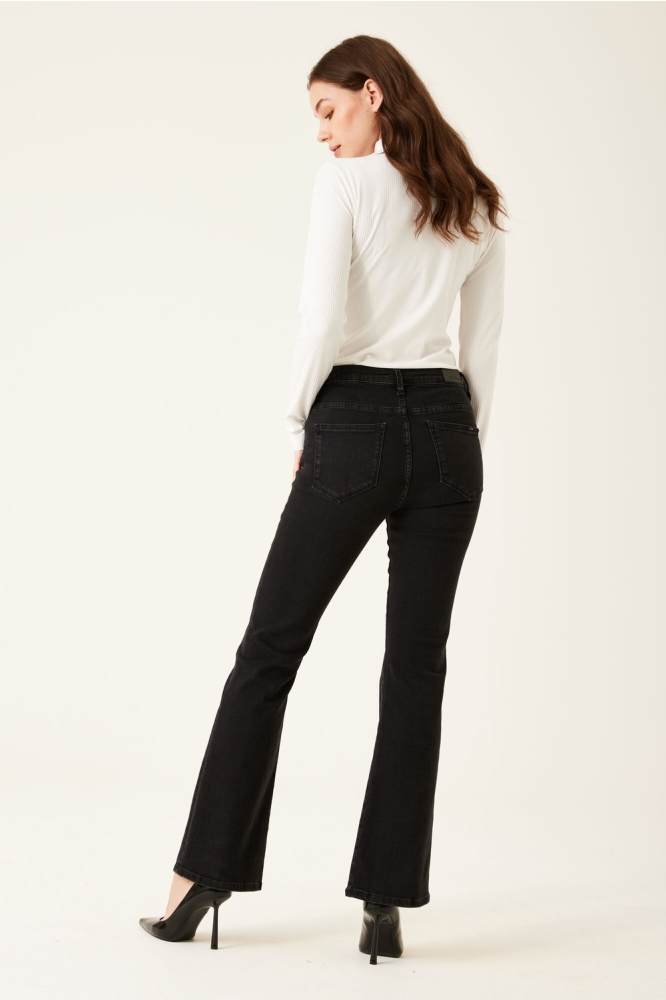 Garcia zwarte dames jeans | Model