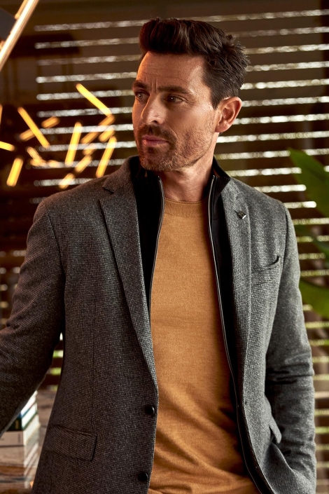 Vanguard oranje heren trui | Sfeerbeeld, In situatie