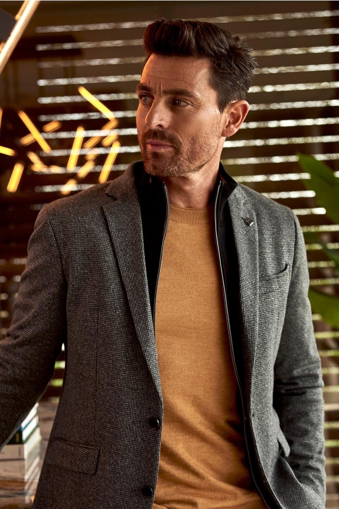 Vanguard oranje heren trui | Sfeerbeeld, In situatie