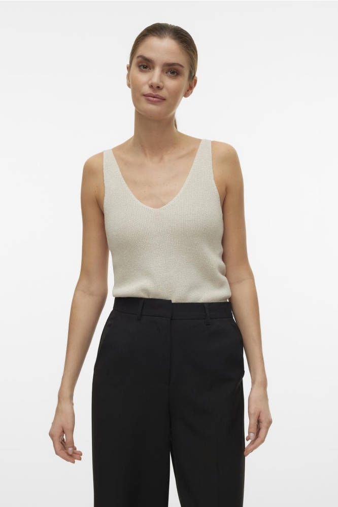 Vero Moda beige dames top | Model vooraanzicht